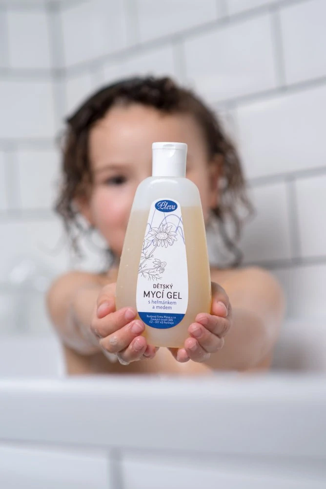 Pleva Dětský mycí gel s heřmánkem a medem 200 g